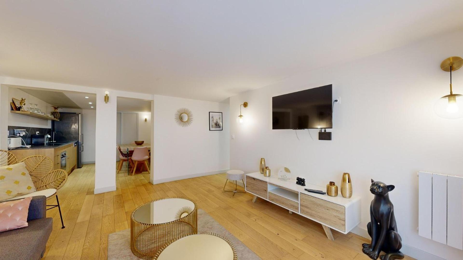 230 Suite Mayfair - Superb Apartment In París Exterior foto